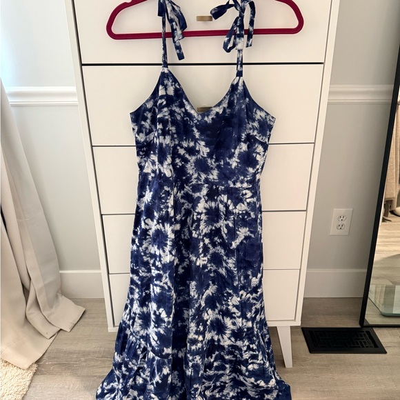 GAP Blue and White Tie-Dye Maxi Dress with Tie Straps Size 10 - Picture 4 of 8
